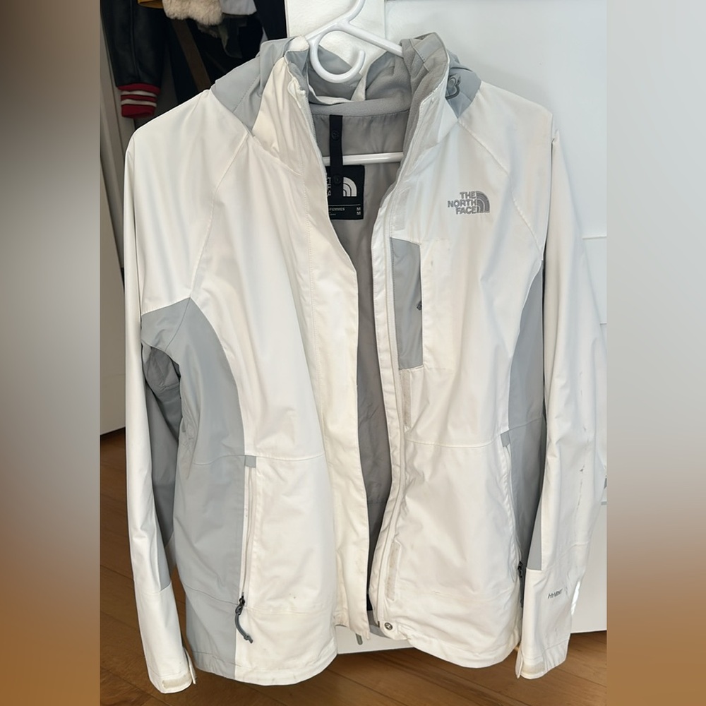 Women’s north face rain jacket